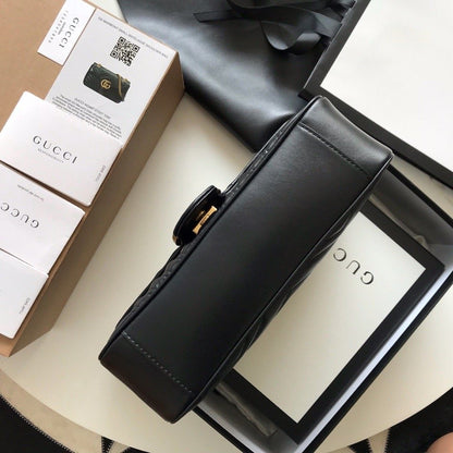 FemmeIcon Quilted Leather Bag – Classic Noir Edition