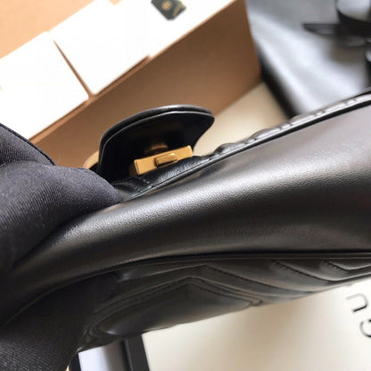 FemmeIcon Quilted Leather Bag – Classic Noir Edition