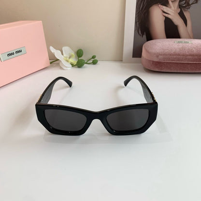 Femellee Miu Noir Luxe Sunglasses