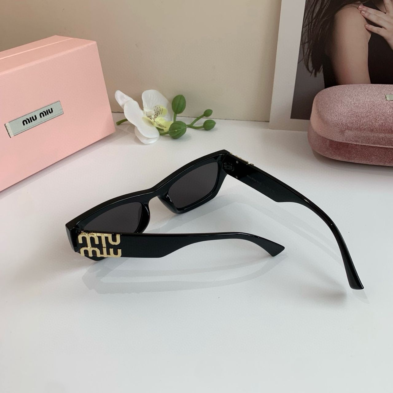 Femellee Miu Noir Luxe Sunglasses