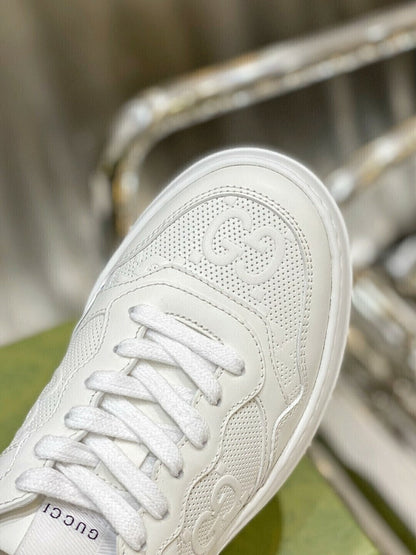 FemmeLux Comfort Sneaker – White Elegance Edition